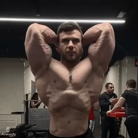 hairydadsandmuscle:A little magic here to add the head bob but no, he’s not morphed.