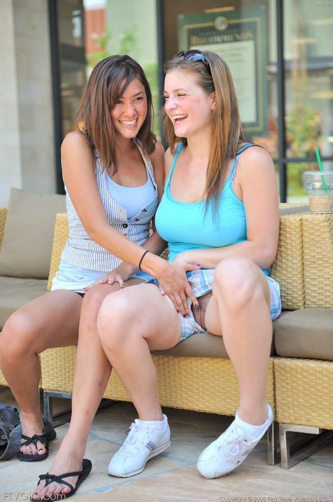 publicsexadventursblg:  Real Hot Amateurs …