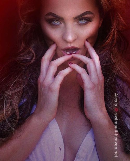 #classiclook #magazinemodel #mag #magazine adult photos