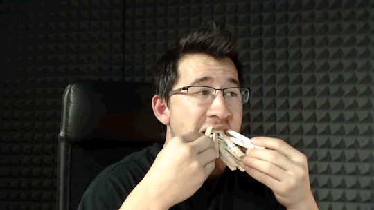 punkielove:  I made some gifs of my favorite Markiplier moment when I didn’t have