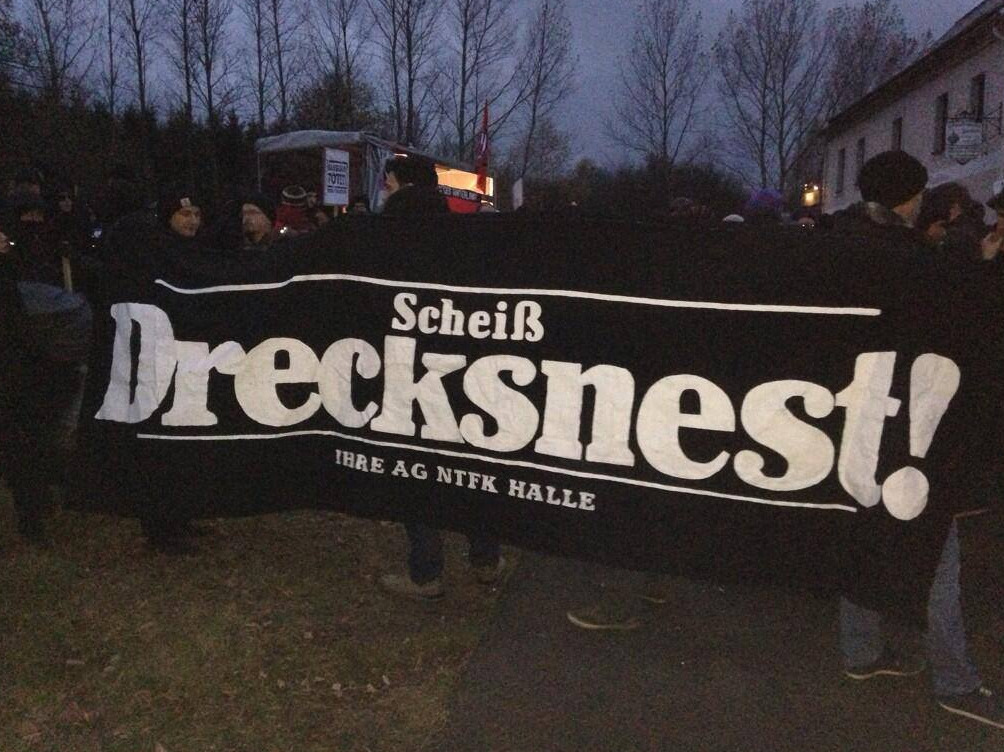 mayo-ultras:  Gegen den deutschen Mob - ob in Schneeberg oder anderswo! 