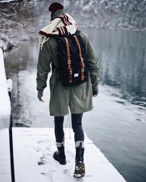 richywho:winter aesthetic. #winter #snow #me #model #drmartens #cold #malemodel #photo #photography 