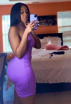 princejazziedad:DeliciouslySexy Luscious CurvyLatte Gorgy BootiDelicious MamiMs WhoIsNneka………❤️🤍💙