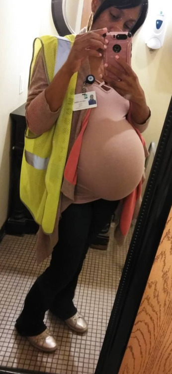 greatbigbellies-captioned: Welp, this is it, my last day before maternity leave! The people I work f