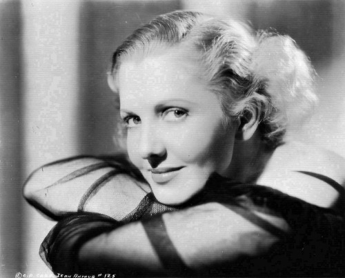 mylovelydeadfriends:Jean Arthur, 1939 She was at the height of her powers then—1939 was the ye