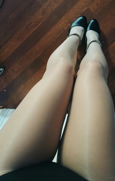 tightsbabe:Lap view