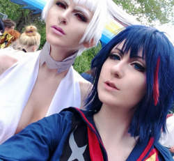 e-r-w-i-n:  This is the only photo I got of my Ragyo cosplay from Närcon, and my little sister ejiki-aroisu as Ryuko    babe and mama~ &lt;3 &lt;3 &lt;3