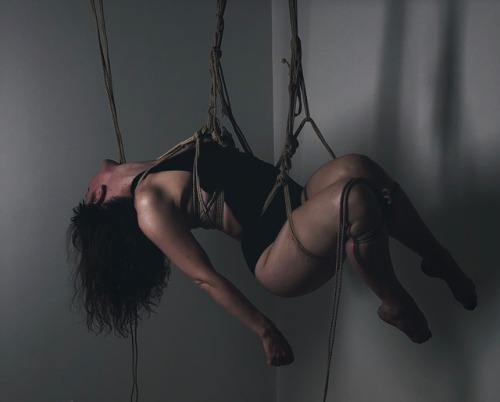 kissmedeadlydoll: Photo & Rope by Kissmedeadlydoll  |  Rope is from MocoJute