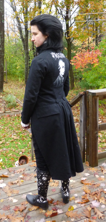 mouseborg:New post on the sewing blog: Punk frock coat construction finished.