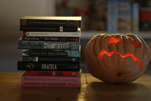 books-tea-wanderlust:Halloween Book Haul