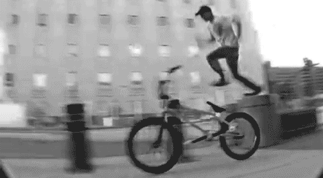 feiyueshoesaustralia:  Best parkour and freerunning 2014! Feiyue shoes Australia on http://www.icnbuys.com/feiyue-shoes-australia is