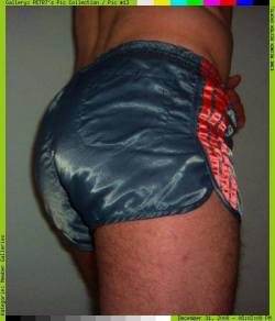 guysinshortshorts.tumblr.com post 111571536890