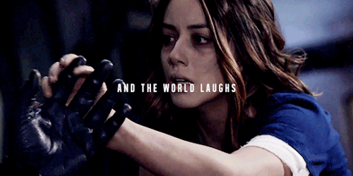 daisyjohnsoned:  - Fortesa Latifi