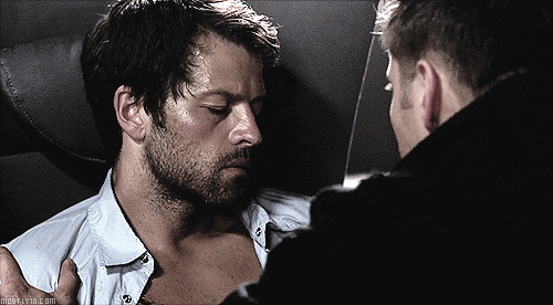 caffeinedeathwarrior:  It ticks me off that in modern media, all a heterosexual couple has to do is blink at each other and everyone’s like:But when same sex couples look at/touch each other like this…Everyone’s like: