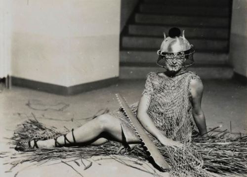 madivinecomedie: madivinecomedie:Man Ray. Bal au château des Noailles vers 1929 ®Man Ray trust See a