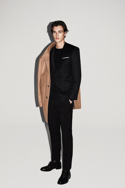 the-trotteur: Massimo Dutti FW16.