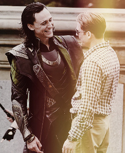 lokishield:    Favorite Celebrity Meme - 4/5 Candids   