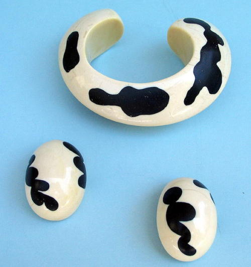 DALMATION BRACELET EARRINGS by PATRICIA VON MUSULINvia Etsy