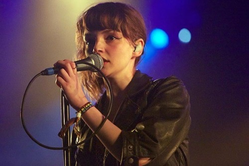 giathebear:  Lauren Mayberry lead vocalist adult photos