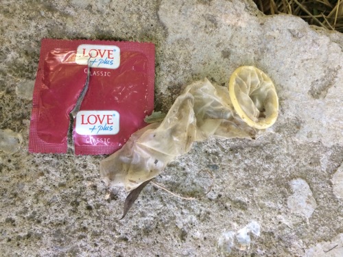 Just a dirty, sexy used condom!