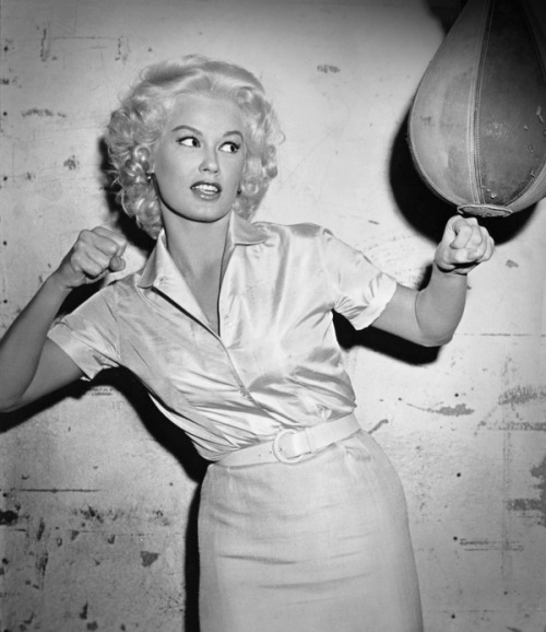 Sex mrandmrseventwofive:  Mamie Van Doren (and pictures