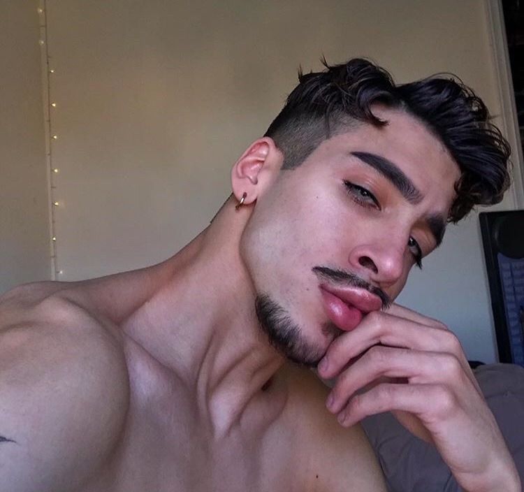BulgeBoy12
