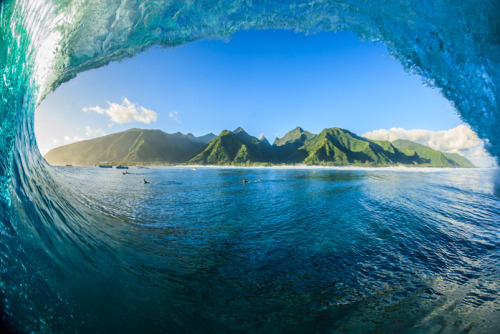 getpiped: Tahiti seascape by Henrique Pinguim