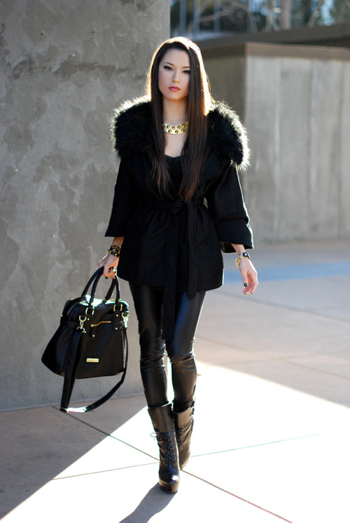 Fashion blogger Jessica from Hapa Time wearing Bebe ankle boots Coat - c/o Banggood Bag - Steve Madd