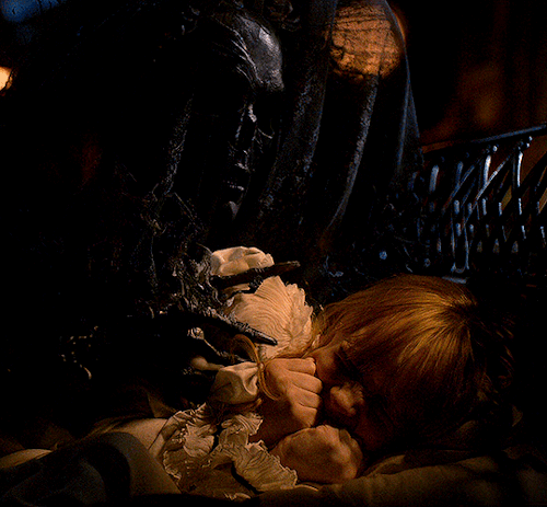 CRIMSON PEAK (2015) Dir. Guillermo Del Toro