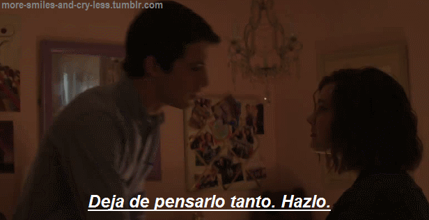 more-smiles-and-cry-less:  Para de morir de ganas.