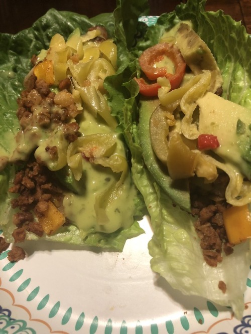 nutrition-fitness-health:  Cutting back on carbs doesn’t mean you have to eat a boring salad for every meal- try these vegan tacos with lettuce as the shell. It’s super filling, flavorful, and nutritious ~~