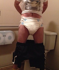 imjeffim42:  My bf puts me in diapers sometimes. I think it’s hot. Would be cool to find others into it. REBLOG PLEASE - HELP ME GET FOLLOWERS :) CLICK HERE FOR BLOG AND MY SELF PICS: http://www.imjeffim42.tumblr.com 