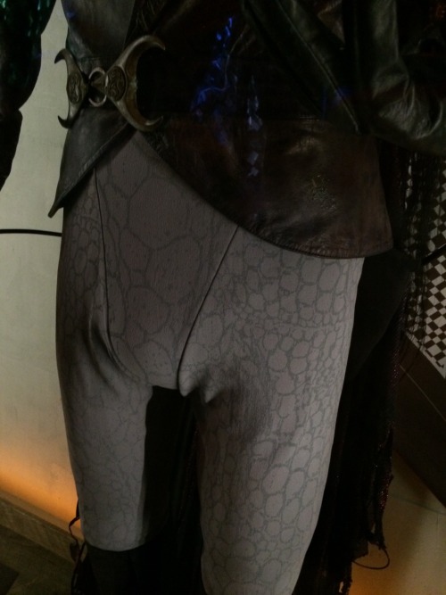 thegothicalice:silencedrowns:Closeups of David Bowie’s costume from Labyrinth.*cue me sobbing in the