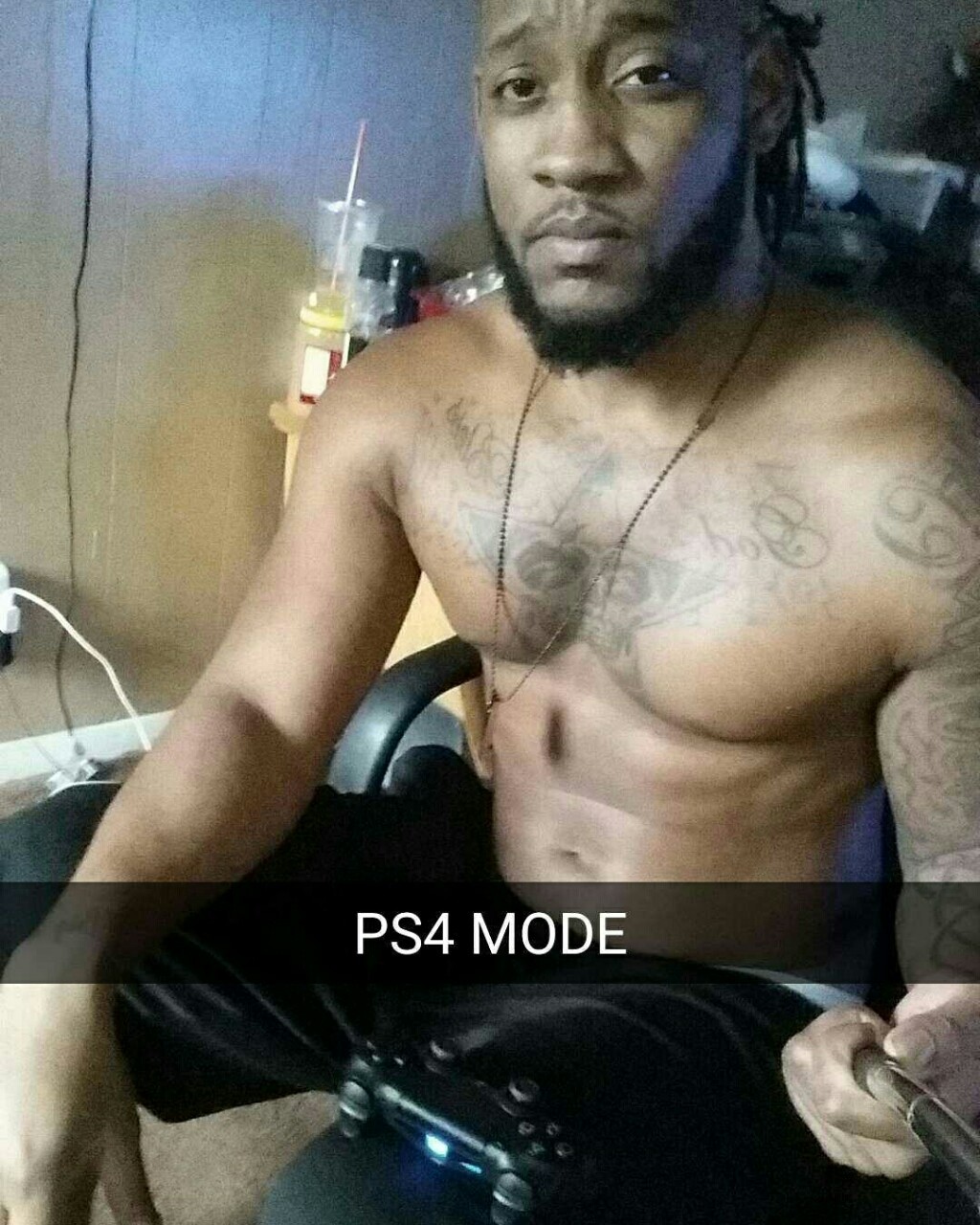 bgcola:  tattedsavage88:Slim submission  Lord!!!!! There’s a GOD!!
