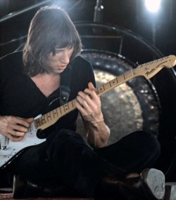 more-relics:  Roger Waters  Paris,dec.1971 