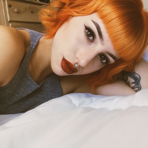 white-wid0w:bobaliciousbby:Pumpkin queen omg