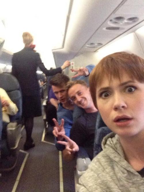 Make that Amy and Draco and The Doctor !Karen Gillan was sitting in front of them!via: twitt