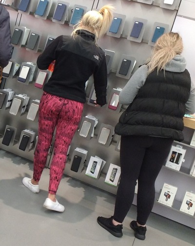 Candid Mall Booty Tumbex