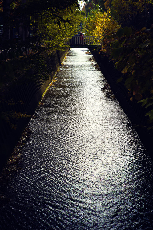 By : Hiroyuki Takeda(Do not remove credits)