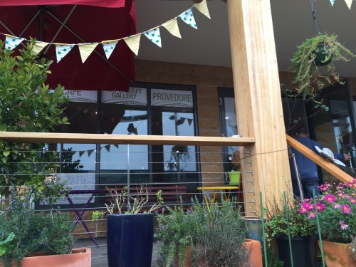 saveethebees:cute cafe in Healesville