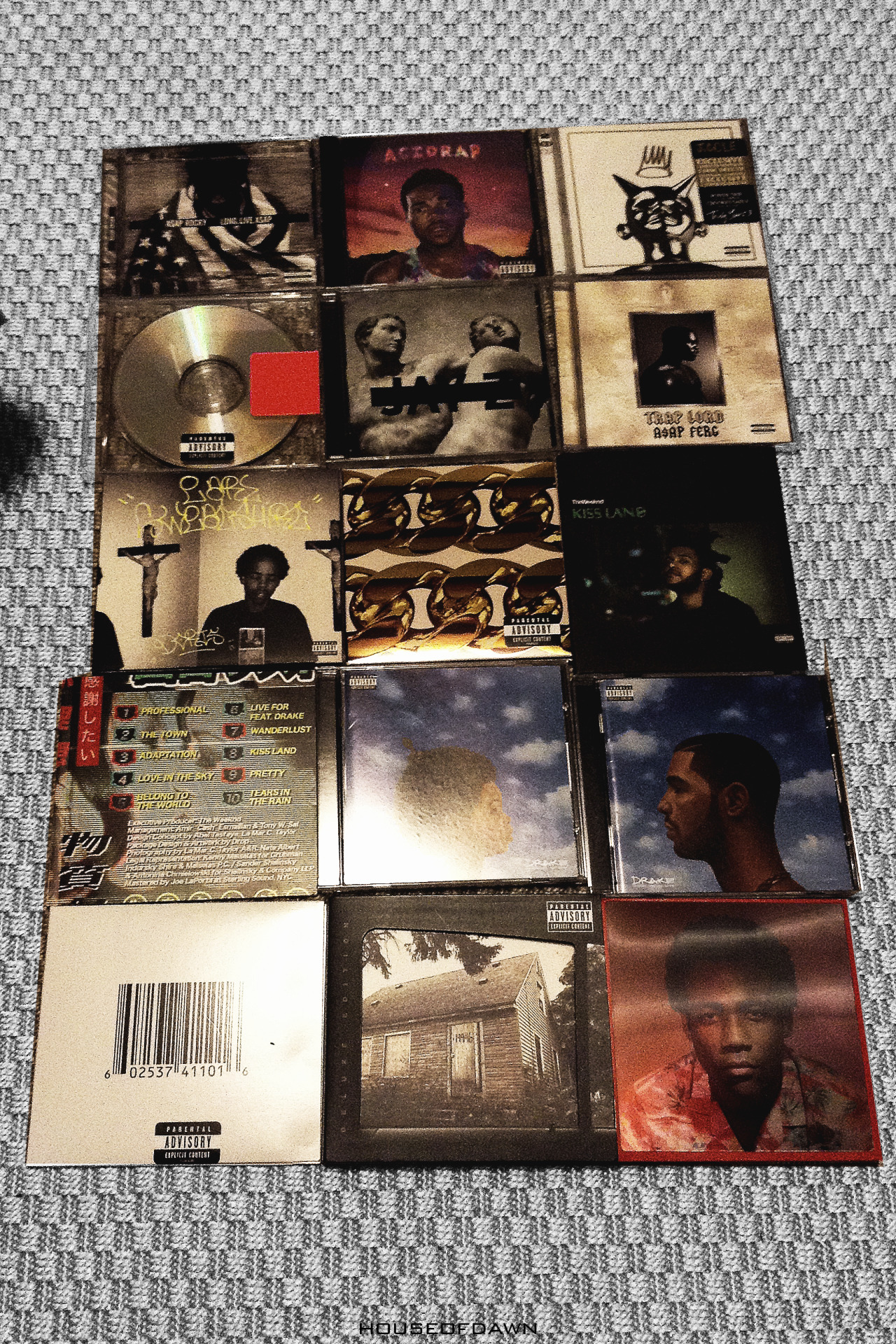 thypharaoh:  houseofdawn:  year end loot  Your taste in music tho. Great. 