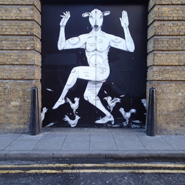 Finally got to see RUNs work on these gates which always seem to be open! #shoreditch #streetart