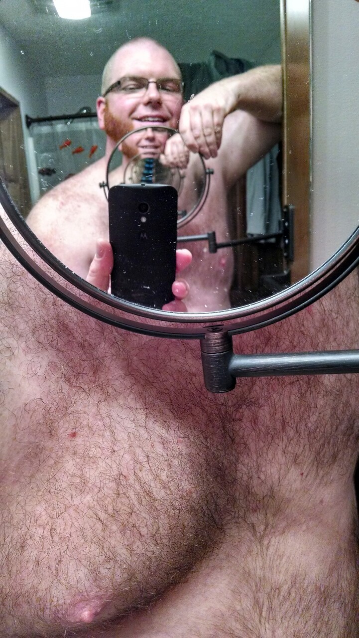 electricunderwear:  yara-bear:  Hi I’m a dork  Sexy dork!