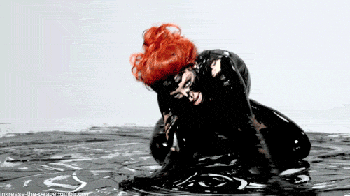 sarahswings:  carp4–diem:   Neon Hitch - Fuck U Betta  unf I want her to fuck