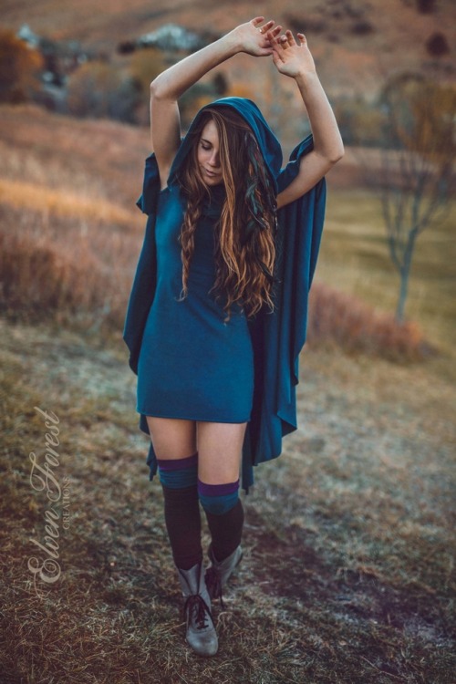 magically-over-it:whylimewhyanything:indigobluerose:sosuperawesome:Dresses, Tops and Pants, by Elven