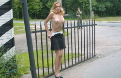 Naked Women Outdoors