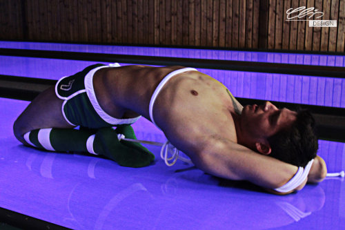 protagonistdemise:green socks bound boy