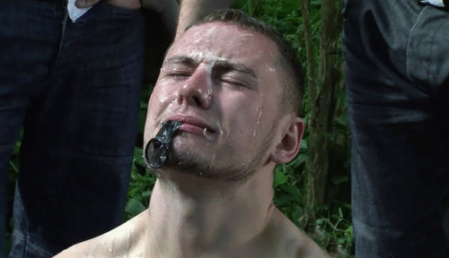 brokenalphamale: “Fuck dude… Oh god… FUCK!!!” My big, dumb, muscular best friend cried as he shot hi