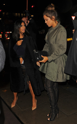 crazyforkardashianss:  November 8th: Kim