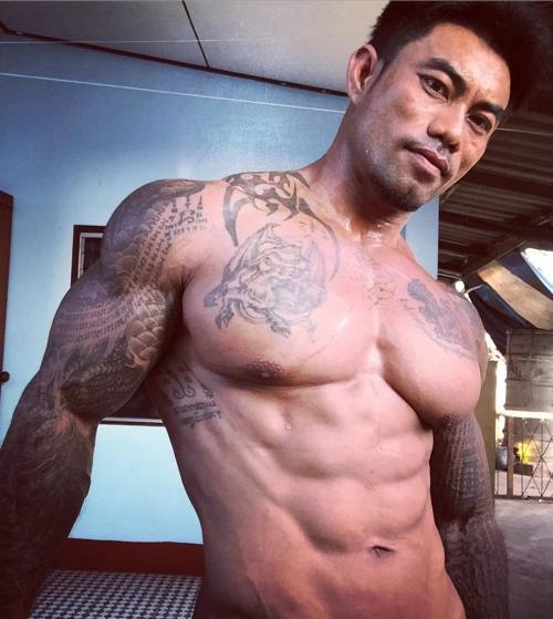 A bunch of hot Asian guys